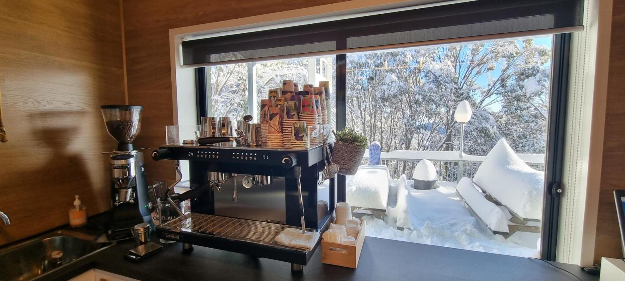 Cedarwood Apartments 폴즈크리크 외부 사진
