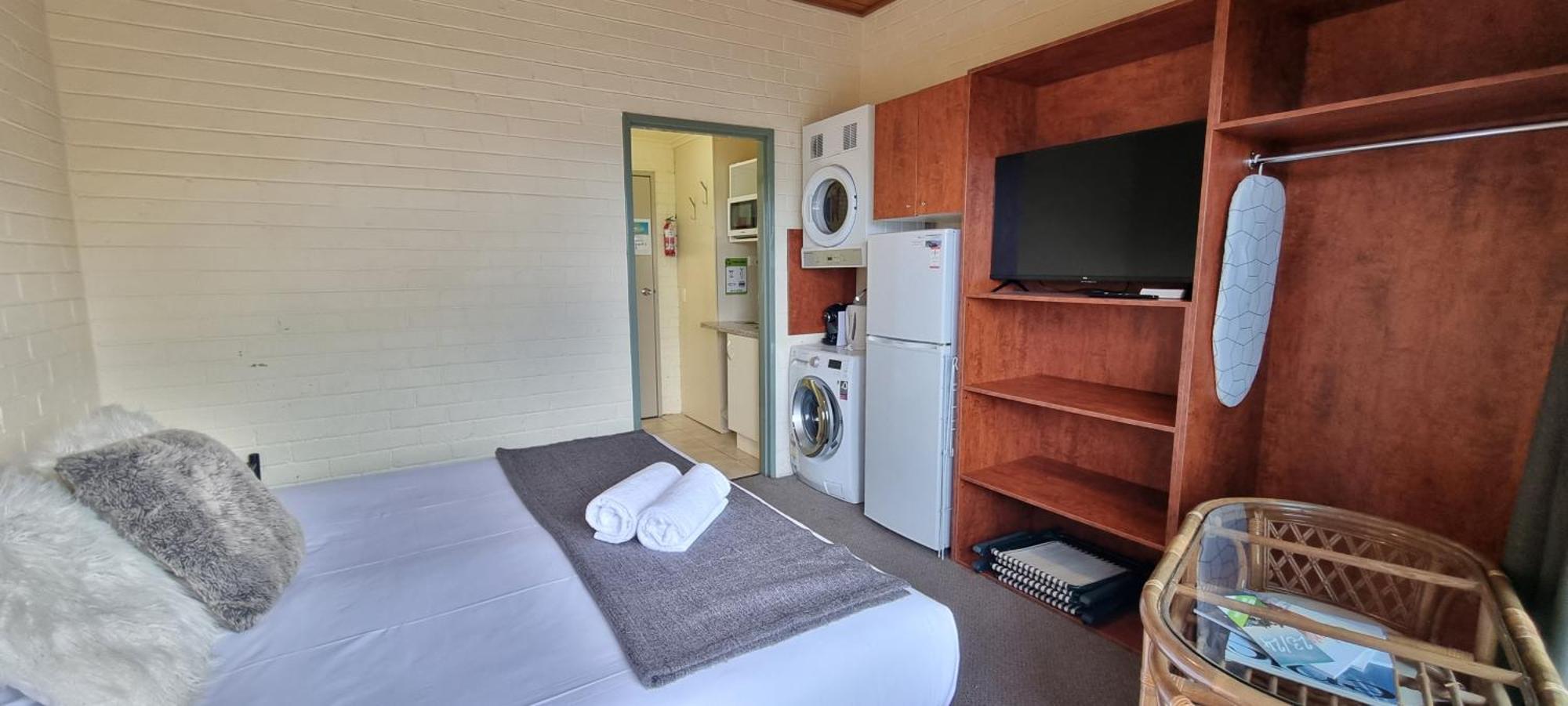 Cedarwood Apartments 폴즈크리크 외부 사진