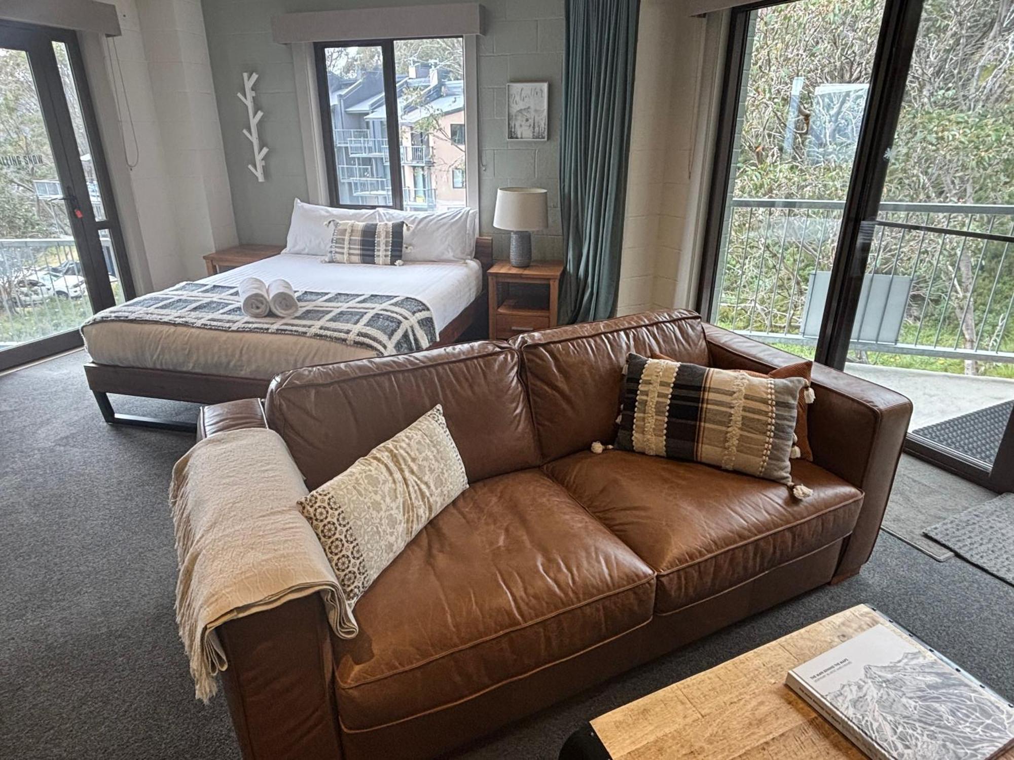 Cedarwood Apartments 폴즈크리크 외부 사진