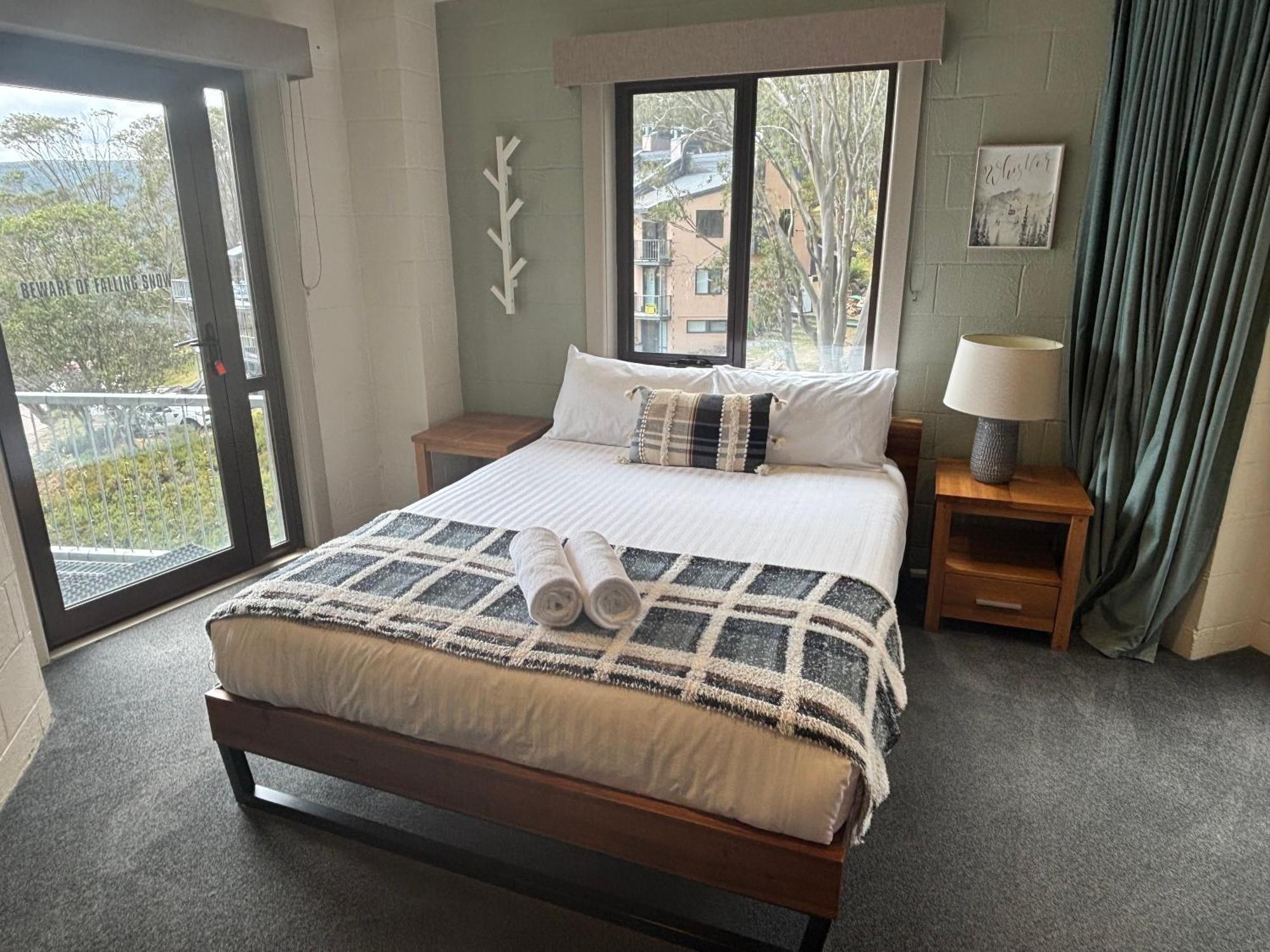 Cedarwood Apartments 폴즈크리크 외부 사진